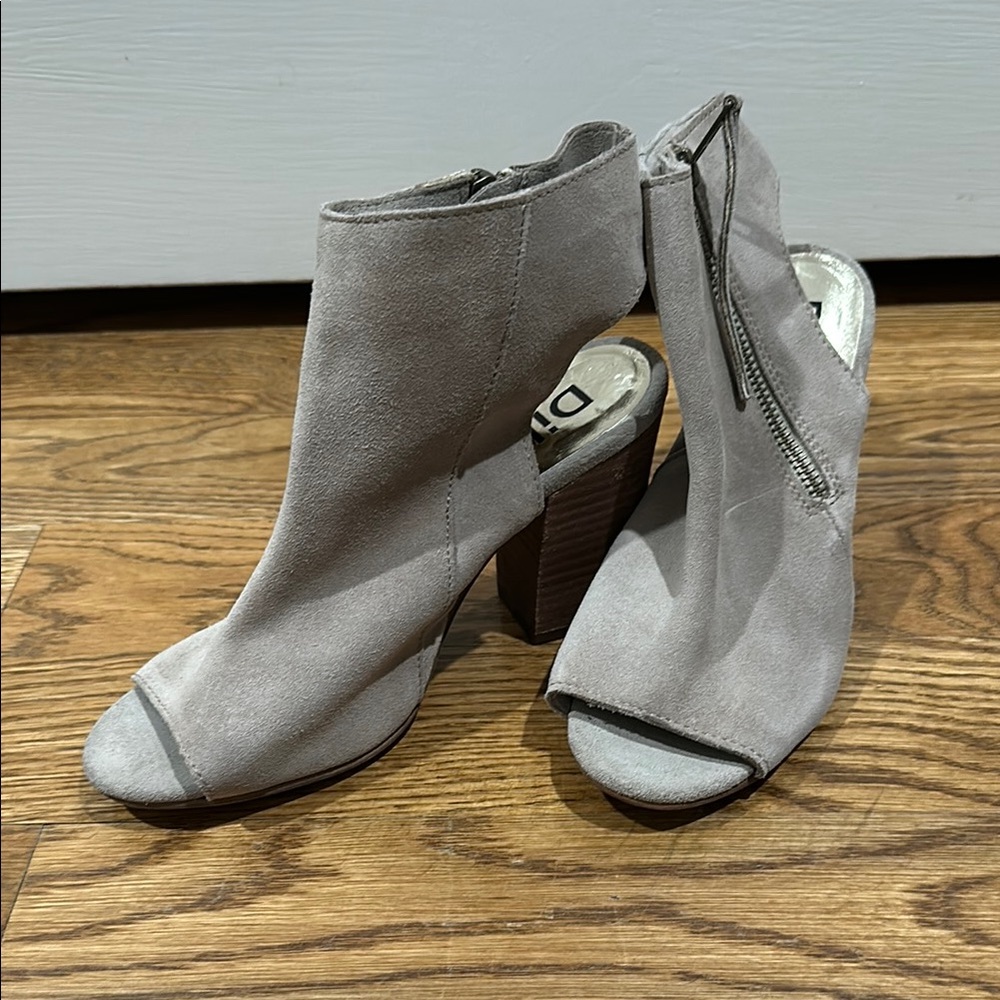 Diba Ankle Boots with Chunky Heel and Peep-Toe Design